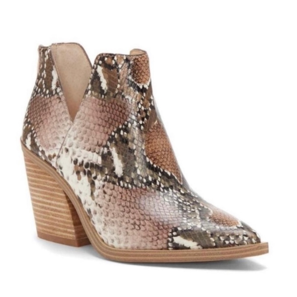 Beautiful New VINCE CAMUTO GIGIETTA Bronze Kondia Size 8M. Worn once